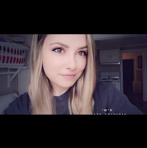 Meet your Posher, Natasha